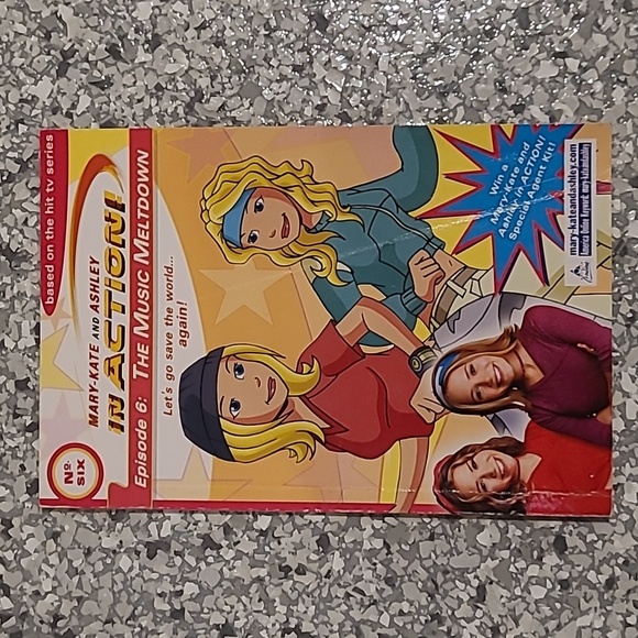 Mary-Kate and Ashley In Action Book Set - Picture 7 of 7